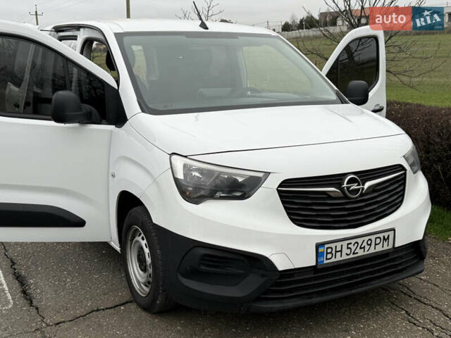 Белый Опель Комбо груз.-пасс., объемом двигателя 1.56 л и пробегом 198 тыс. км за 16999 $, фото 50 на Automoto.ua