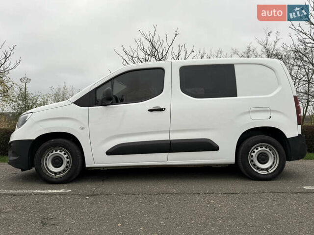 Белый Опель Комбо груз.-пасс., объемом двигателя 1.56 л и пробегом 198 тыс. км за 16999 $, фото 37 на Automoto.ua