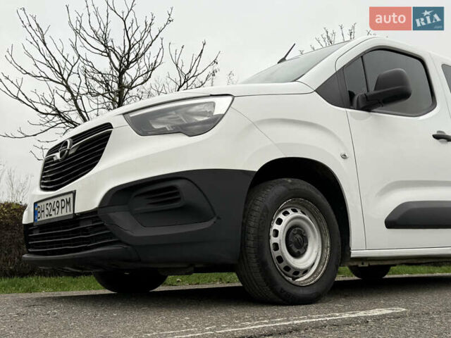 Белый Опель Комбо груз.-пасс., объемом двигателя 1.56 л и пробегом 198 тыс. км за 16999 $, фото 43 на Automoto.ua