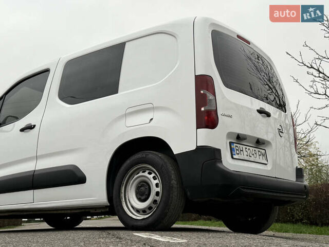 Белый Опель Комбо груз.-пасс., объемом двигателя 1.56 л и пробегом 198 тыс. км за 16999 $, фото 14 на Automoto.ua