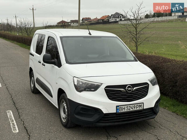 Белый Опель Комбо груз.-пасс., объемом двигателя 1.56 л и пробегом 198 тыс. км за 16999 $, фото 27 на Automoto.ua