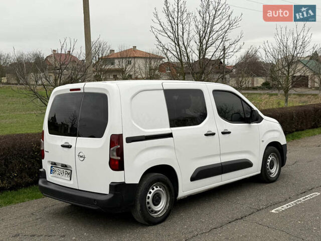 Белый Опель Комбо груз.-пасс., объемом двигателя 1.56 л и пробегом 198 тыс. км за 16999 $, фото 31 на Automoto.ua