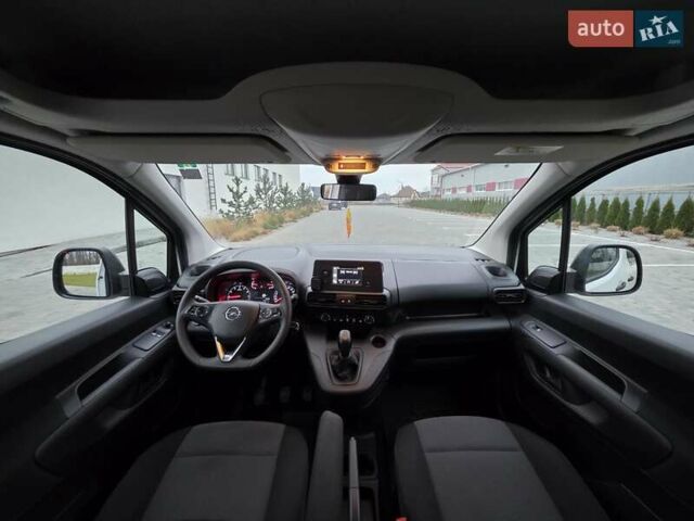 Белый Опель Комбо груз.-пасс., объемом двигателя 1.56 л и пробегом 160 тыс. км за 14800 $, фото 15 на Automoto.ua