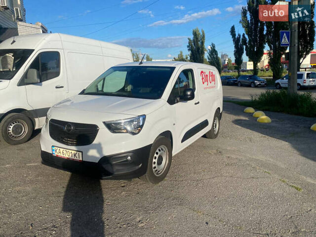 Білий Опель Комбо вант.-пас., об'ємом двигуна 1.5 л та пробігом 31 тис. км за 18000 $, фото 1 на Automoto.ua