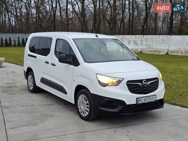 Белый Опель Комбо груз.-пасс., объемом двигателя 1.56 л и пробегом 160 тыс. км за 14800 $, фото 19 на Automoto.ua