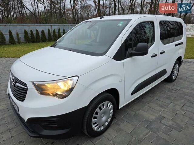 Белый Опель Комбо груз.-пасс., объемом двигателя 1.56 л и пробегом 160 тыс. км за 14800 $, фото 9 на Automoto.ua