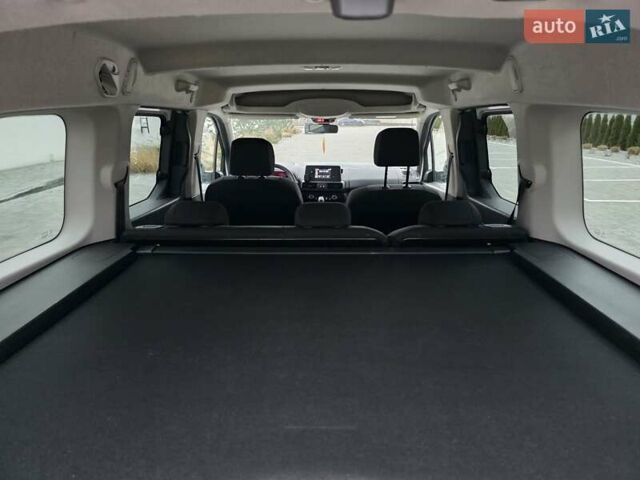 Белый Опель Комбо груз.-пасс., объемом двигателя 1.56 л и пробегом 160 тыс. км за 14800 $, фото 20 на Automoto.ua