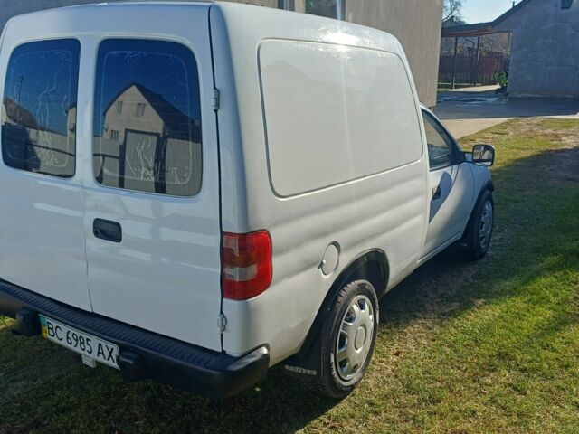 Білий Опель Комбо вант.-пас., об'ємом двигуна 1.4 л та пробігом 444 тис. км за 1100 $, фото 7 на Automoto.ua