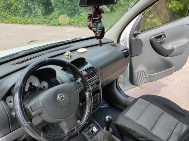 Білий Опель Комбо вант.-пас., об'ємом двигуна 1.7 л та пробігом 190 тис. км за 3800 $, фото 7 на Automoto.ua