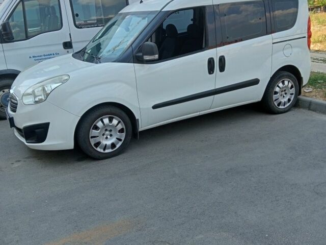 Білий Опель Комбо вант.-пас., об'ємом двигуна 1 л та пробігом 215 тис. км за 8097 $, фото 4 на Automoto.ua