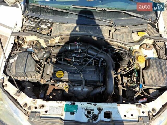 Білий Опель Комбо вант.-пас., об'ємом двигуна 1.69 л та пробігом 553 тис. км за 4500 $, фото 7 на Automoto.ua