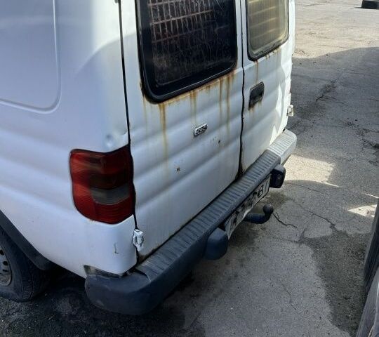 Білий Опель Комбо вант.-пас., об'ємом двигуна 0 л та пробігом 300 тис. км за 359 $, фото 1 на Automoto.ua