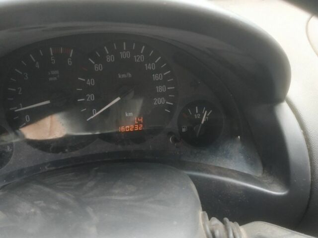 Білий Опель Комбо вант.-пас., об'ємом двигуна 1.2 л та пробігом 160 тис. км за 3800 $, фото 5 на Automoto.ua