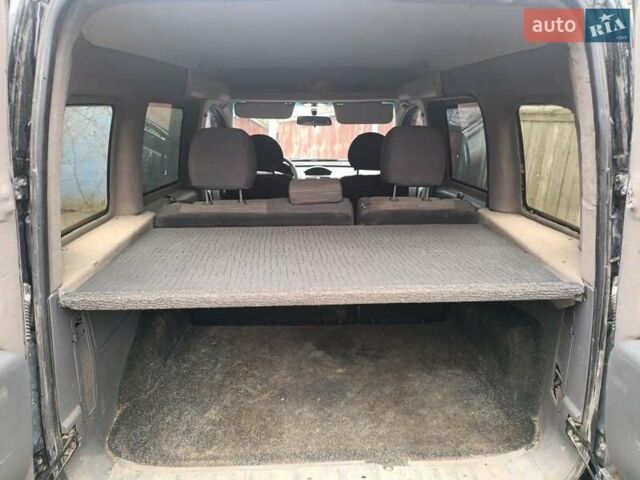 Черный Опель Комбо груз.-пасс., объемом двигателя 1.7 л и пробегом 280 тыс. км за 2800 $, фото 3 на Automoto.ua