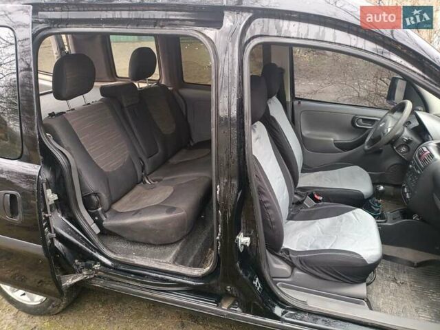 Черный Опель Комбо груз.-пасс., объемом двигателя 1.7 л и пробегом 280 тыс. км за 2800 $, фото 2 на Automoto.ua