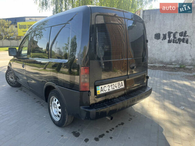 Черный Опель Комбо груз.-пасс., объемом двигателя 1.25 л и пробегом 362 тыс. км за 2900 $, фото 4 на Automoto.ua