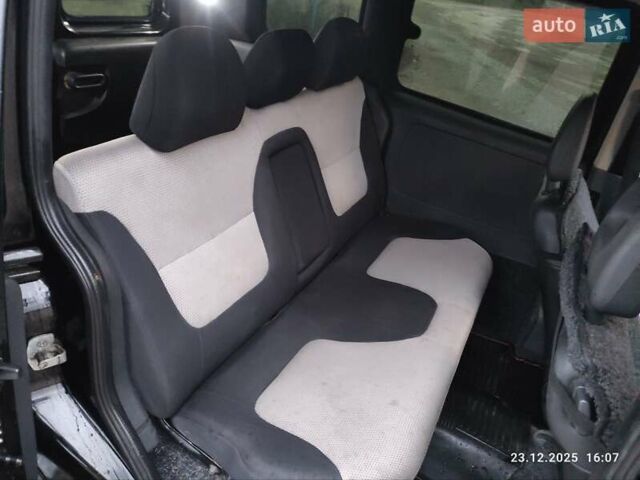 Черный Опель Комбо груз.-пасс., объемом двигателя 1.3 л и пробегом 260 тыс. км за 4000 $, фото 14 на Automoto.ua