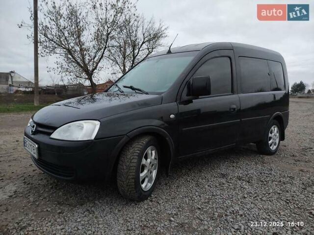 Черный Опель Комбо груз.-пасс., объемом двигателя 1.3 л и пробегом 260 тыс. км за 4000 $, фото 10 на Automoto.ua