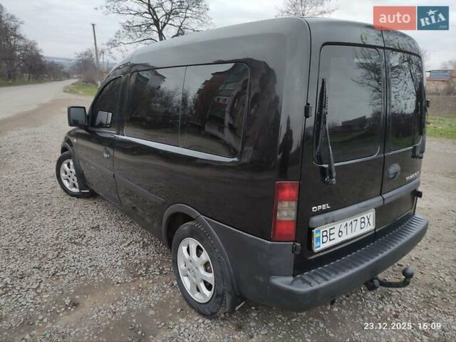 Черный Опель Комбо груз.-пасс., объемом двигателя 1.3 л и пробегом 260 тыс. км за 4000 $, фото 7 на Automoto.ua