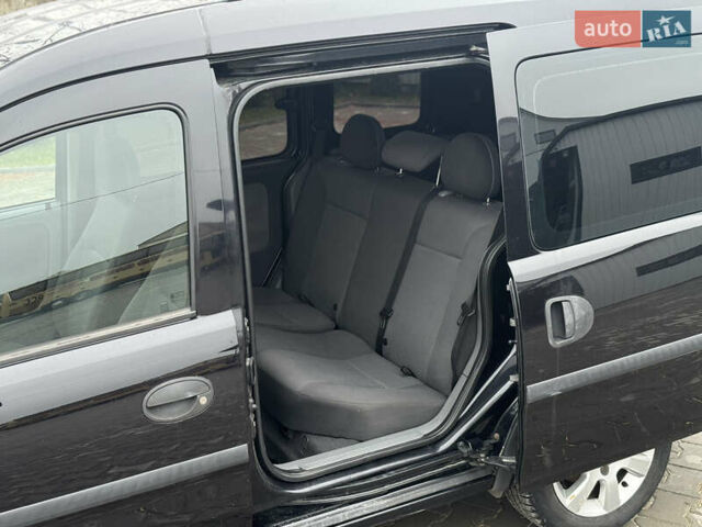 Черный Опель Комбо груз.-пасс., объемом двигателя 1.7 л и пробегом 219 тыс. км за 4999 $, фото 35 на Automoto.ua