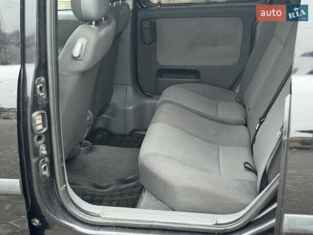 Черный Опель Комбо груз.-пасс., объемом двигателя 1.7 л и пробегом 219 тыс. км за 4999 $, фото 12 на Automoto.ua