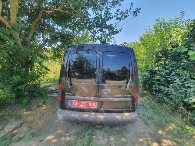 Чорний Опель Комбо вант.-пас., об'ємом двигуна 1.7 л та пробігом 490 тис. км за 95000 $, фото 5 на Automoto.ua