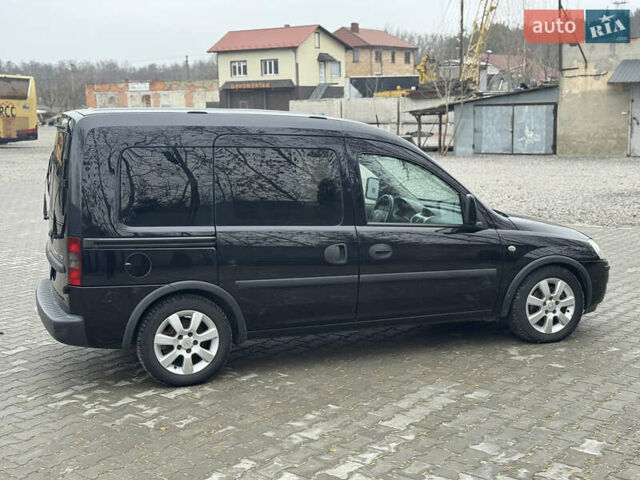 Черный Опель Комбо груз.-пасс., объемом двигателя 1.7 л и пробегом 219 тыс. км за 4999 $, фото 18 на Automoto.ua