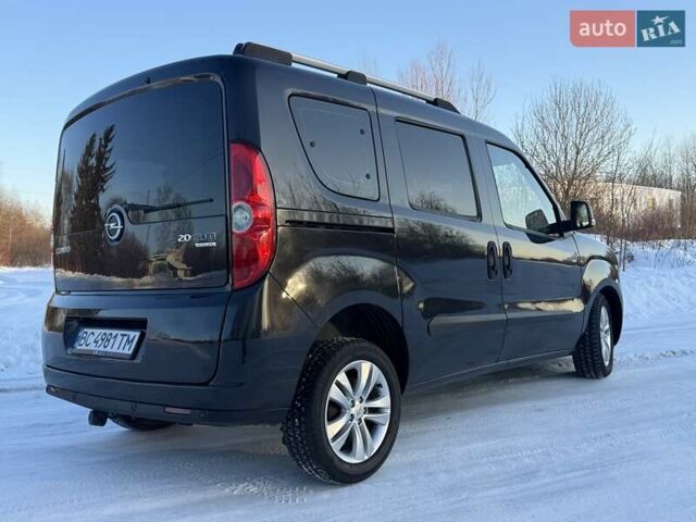 Чорний Опель Комбо вант.-пас., об'ємом двигуна 2 л та пробігом 179 тис. км за 9650 $, фото 11 на Automoto.ua