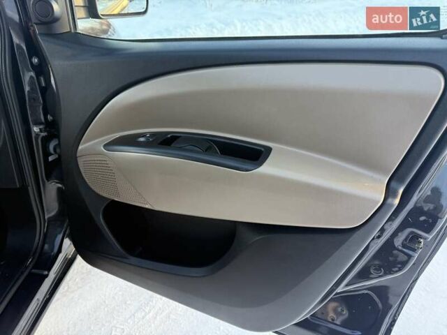 Чорний Опель Комбо вант.-пас., об'ємом двигуна 2 л та пробігом 179 тис. км за 9650 $, фото 37 на Automoto.ua