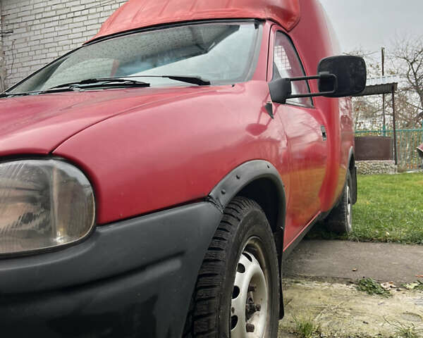 Красный Опель Комбо груз.-пасс., объемом двигателя 1.4 л и пробегом 438 тыс. км за 2000 $, фото 10 на Automoto.ua