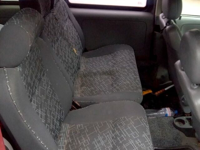 Красный Опель Комбо груз.-пасс., объемом двигателя 1.7 л и пробегом 350 тыс. км за 3000 $, фото 10 на Automoto.ua