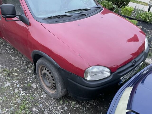 Красный Опель Комбо груз.-пасс., объемом двигателя 1.4 л и пробегом 1 тыс. км за 1500 $, фото 4 на Automoto.ua