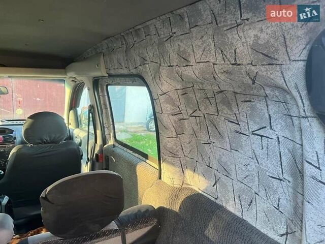 Червоний Опель Комбо вант.-пас., об'ємом двигуна 1.25 л та пробігом 288 тис. км за 3850 $, фото 14 на Automoto.ua