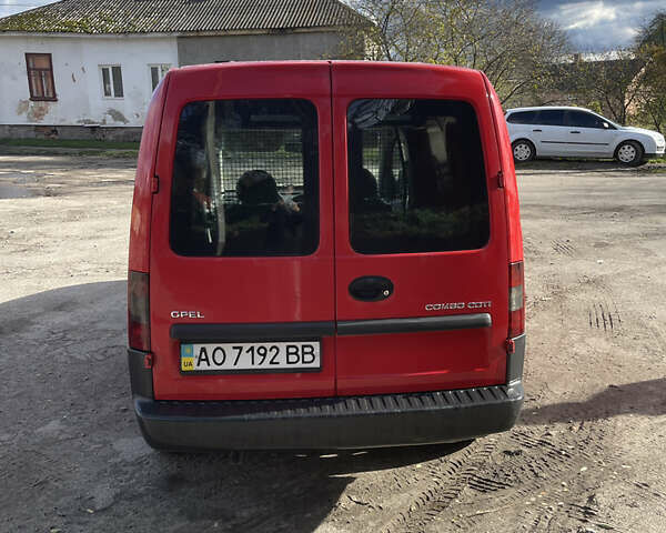 Опель Комбо вант.-пас. 2005 у Остоге на Automoto.ua Червоний Опель Комбо вант.-пас., об'ємом двигуна 1.3 л та пробігом 280 тис. км за 3000 $, фото 5 на Automoto.ua