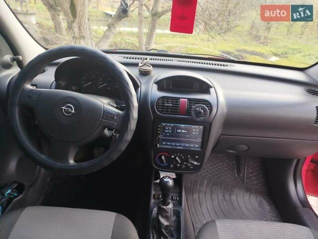 Червоний Опель Комбо вант.-пас., об'ємом двигуна 1.3 л та пробігом 311 тис. км за 4550 $, фото 12 на Automoto.ua
