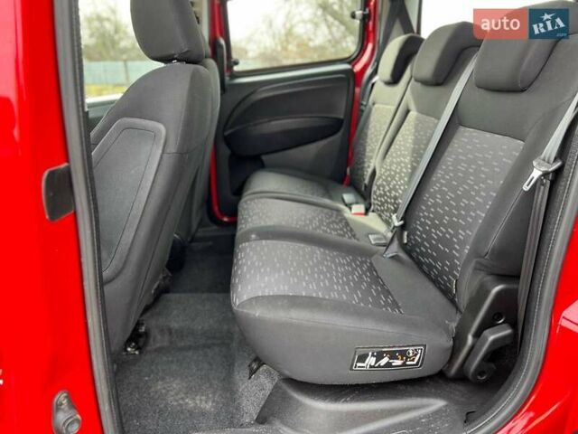 Красный Опель Комбо груз.-пасс., объемом двигателя 1.6 л и пробегом 215 тыс. км за 12890 $, фото 16 на Automoto.ua