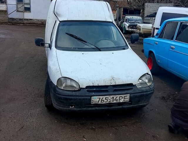 Опель Комбо груз.-пасс., объемом двигателя 1.4 л и пробегом 0 тыс. км за 600 $, фото 2 на Automoto.ua