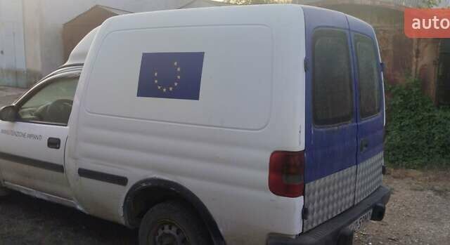 Опель Комбо груз.-пасс., объемом двигателя 1.7 л и пробегом 200 тыс. км за 800 $, фото 24 на Automoto.ua