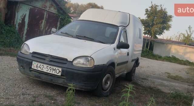 Опель Комбо груз.-пасс., объемом двигателя 1.7 л и пробегом 200 тыс. км за 800 $, фото 22 на Automoto.ua