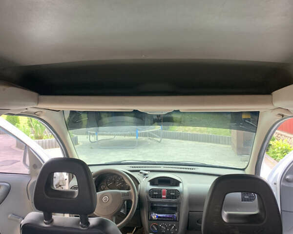 Опель Комбо вант.-пас., об'ємом двигуна 1.3 л та пробігом 400 тис. км за 4500 $, фото 13 на Automoto.ua