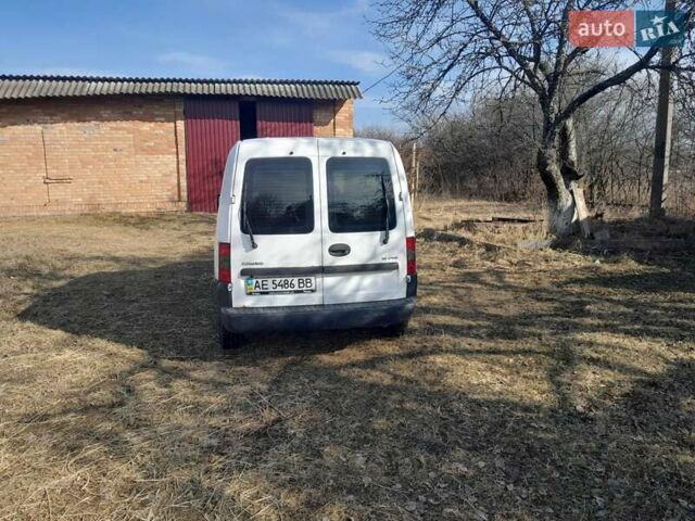 Опель Комбо груз.-пасс., объемом двигателя 1.6 л и пробегом 281 тыс. км за 3350 $, фото 5 на Automoto.ua