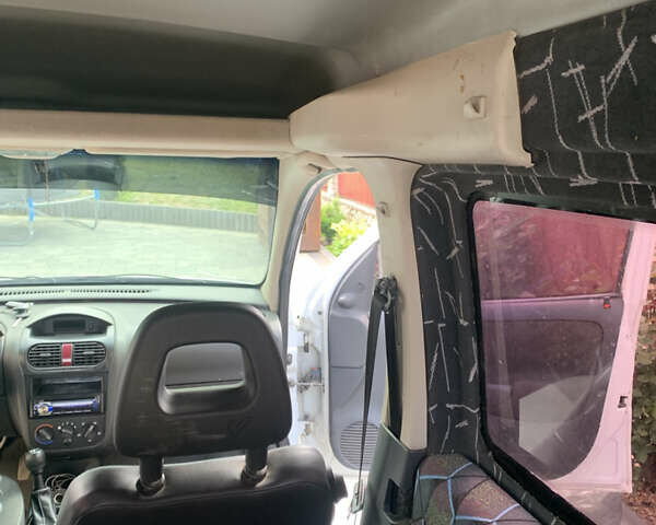 Опель Комбо вант.-пас., об'ємом двигуна 1.3 л та пробігом 400 тис. км за 4500 $, фото 11 на Automoto.ua