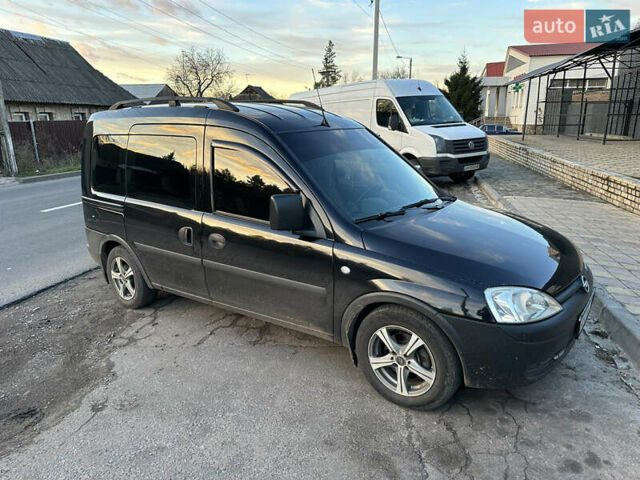 Опель Комбо груз.-пасс., объемом двигателя 1.3 л и пробегом 266 тыс. км за 4500 $, фото 8 на Automoto.ua