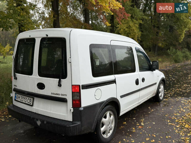 Опель Комбо вант.-пас., об'ємом двигуна 1.2 л та пробігом 220 тис. км за 2850 $, фото 1 на Automoto.ua