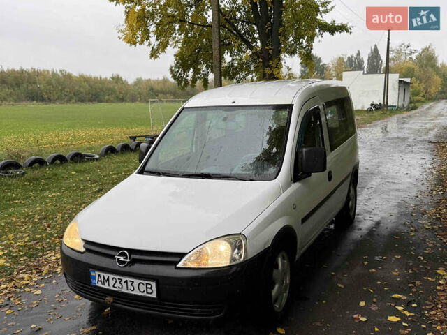 Опель Комбо вант.-пас., об'ємом двигуна 1.2 л та пробігом 220 тис. км за 2850 $, фото 8 на Automoto.ua