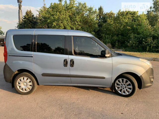 Опель Комбо вант.-пас. 2012 у Житомирі на Automoto.ua Опель Комбо вант.-пас., об'ємом двигуна 1.4 л та пробігом 180 тис. км за 6200 $, фото 12 на Automoto.ua