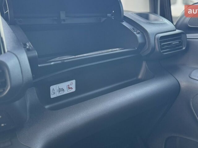 Опель Комбо груз.-пасс., объемом двигателя 1.5 л и пробегом 0 тыс. км за 25972 $, фото 18 на Automoto.ua