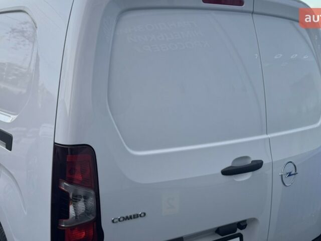 Опель Комбо груз.-пасс., объемом двигателя 1.5 л и пробегом 0 тыс. км за 25972 $, фото 3 на Automoto.ua