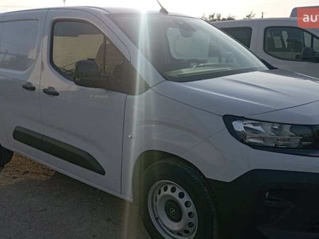 Опель Комбо груз.-пасс., объемом двигателя 1.5 л и пробегом 0 тыс. км за 24448 $, фото 2 на Automoto.ua