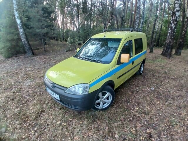 Жовтий Опель Комбо вант.-пас., об'ємом двигуна 0 л та пробігом 303 тис. км за 2550 $, фото 1 на Automoto.ua